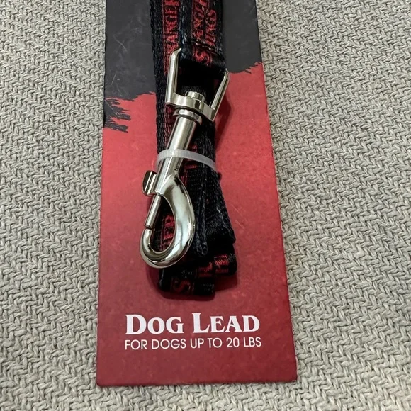 STRANGER THINGS Dog Leash 6 ft NWT Lead Black Red Gift Pet Puppy - Picture 2 of 6